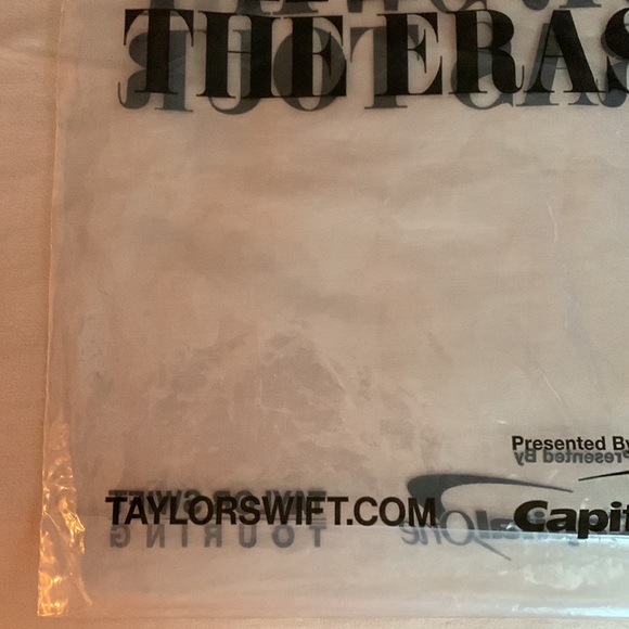 Taylor Swift Eras Tour Souvenir Concert Bag - Picture 4 of 5